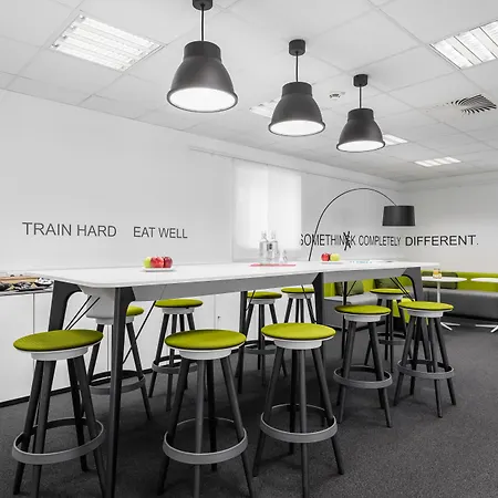 Μοτέλ Coffee Fellows West