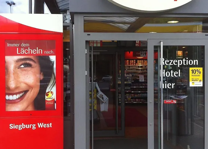 Coffee Fellows West Μοτέλ 3*