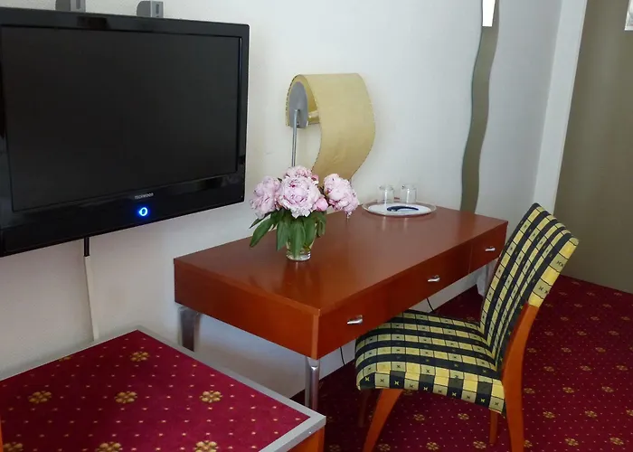 Coffee Fellows West Μοτέλ