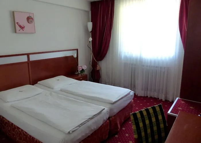 Μοτέλ Coffee Fellows West 3*